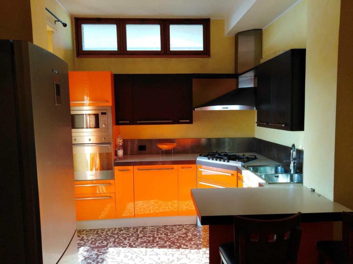Residence Taverna Piacenza Bagian luar foto
